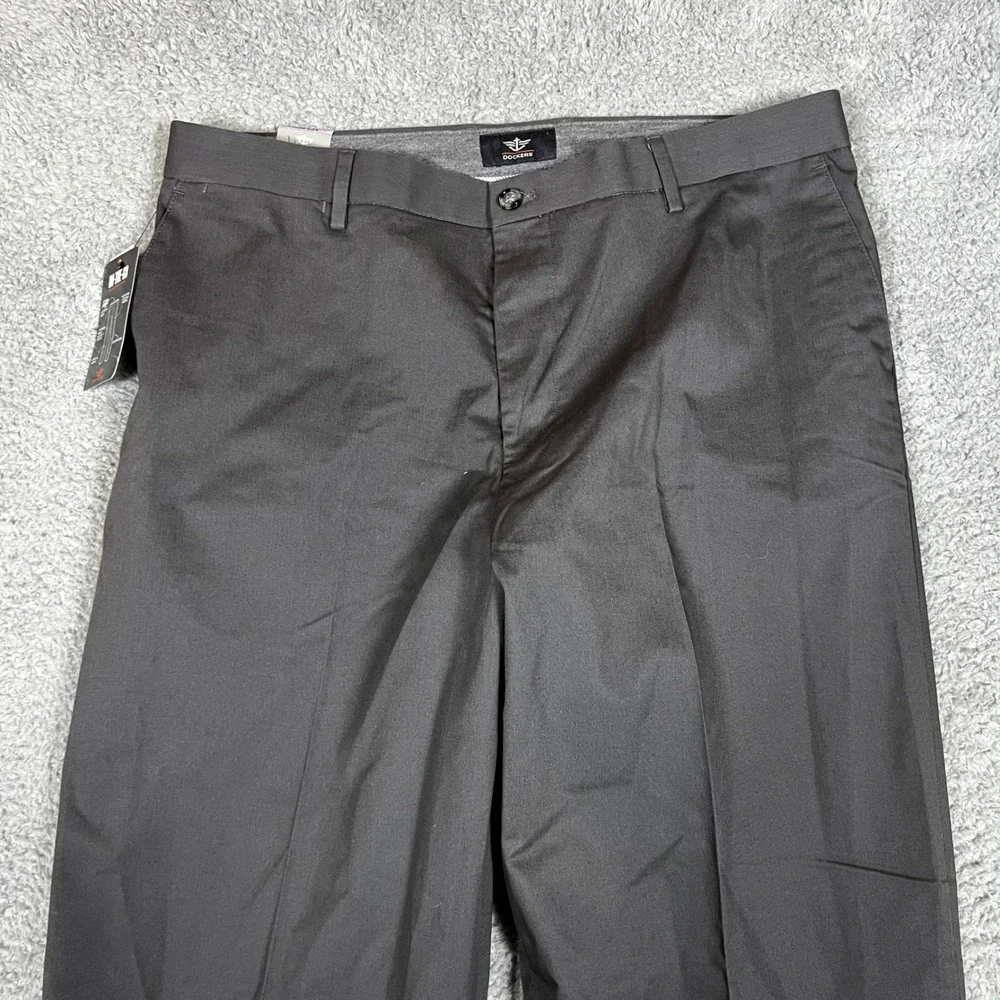 Dockers Dress‎ Pants Mens 38x34 On-The-Go Charcoal Grey Classic Fit Khakis NEW